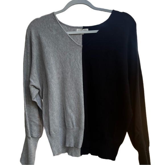 Madison Hudson  Color Block Knit Pull Over Sweater - Picture 1 of 4